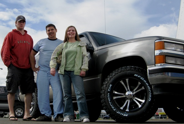 AKUZA / BFG T/A KM'S